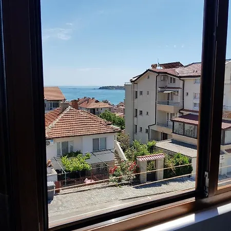 емилия Szozopol