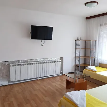 Apartman емилия